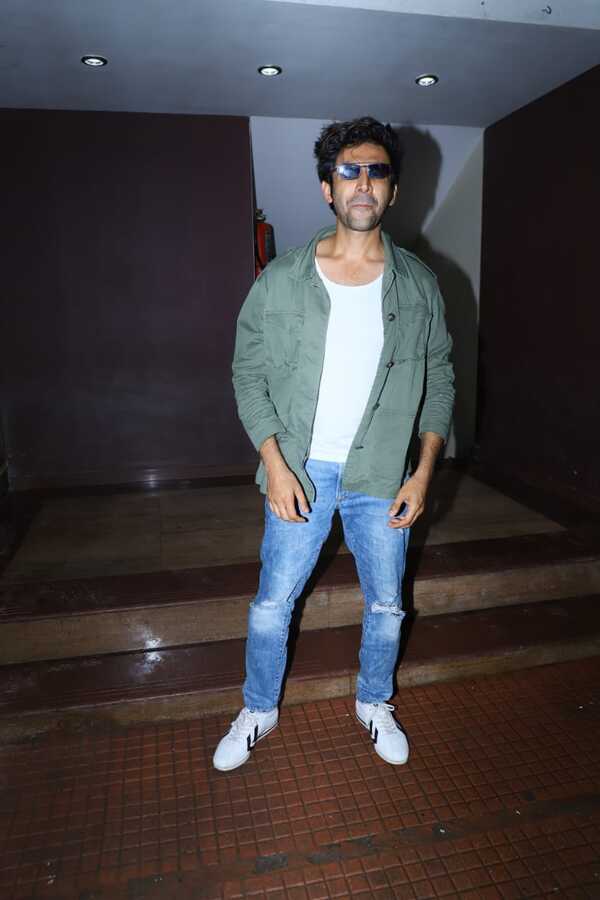 Kartik Ananya (2)