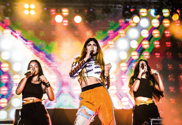 TheMoneta_WIZKHALIFA_SUNBURN_Delhi_6804