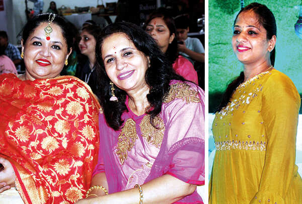 (L) Pooja and Sneha (R) Neha (BCCL)