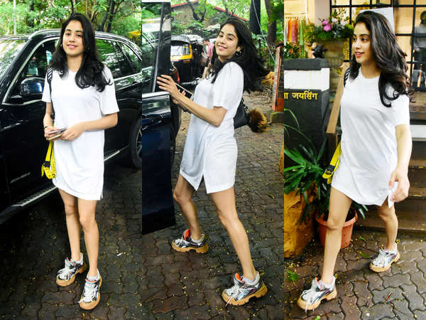 You will be shocked to know the price of Janhvi Kapoor's ugly 'dad  sneakers' - Times of India