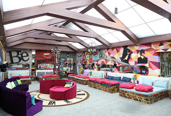 Bigg-Bouse-House-(Bedroom)JPG
