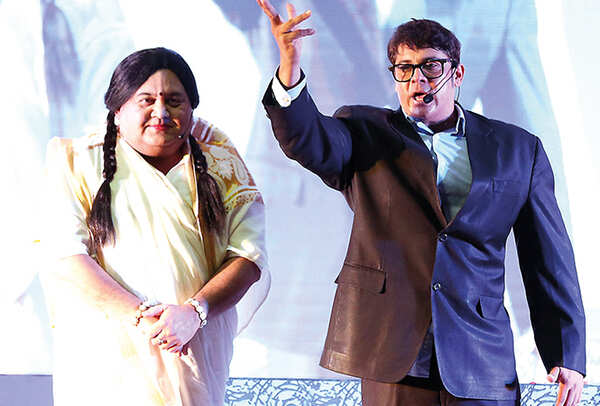 Kunal Vijayakar (L) and Cyrus Broacha  (BCCL/ Aditya Yadav)