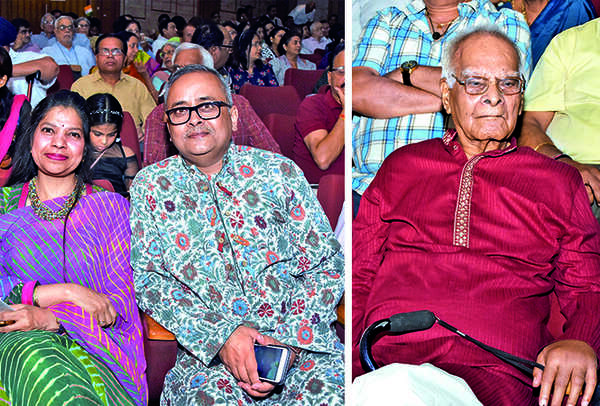 (L) Beena and Jayant Krishna (R) Dr PN Awasthi (BCCL/ Farhan Ahmad Siddiqui)