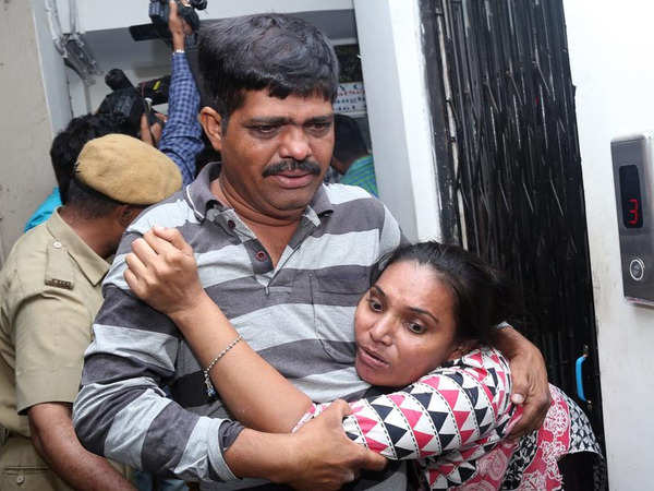 Stalker Slits Girls Throat In Ambawadi Office Ahmedabad News Times Of India