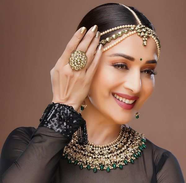 Madhuri Dixit looks like a dream in THIS classic ethnic black dress ...