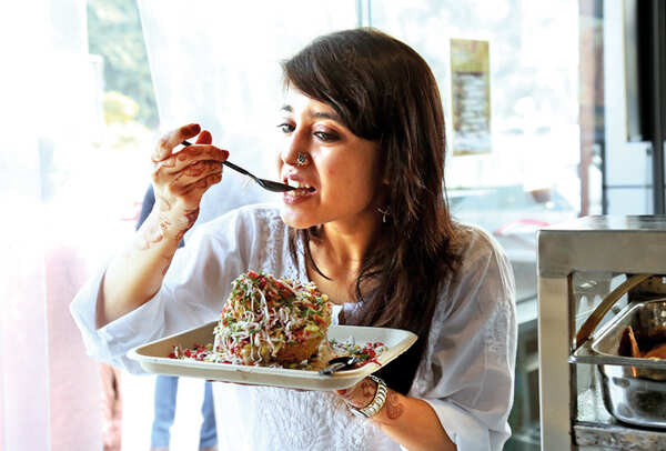 Shweta Tripathi said she looks forward to eating chaat only in Lucknow (BCCL)
