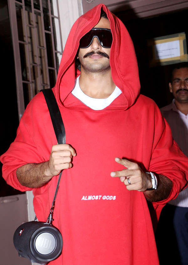 Ranveer Singh Wears A Flashy Jacket Worth Rs 6,26,00 At The NBA Abu Dhabi