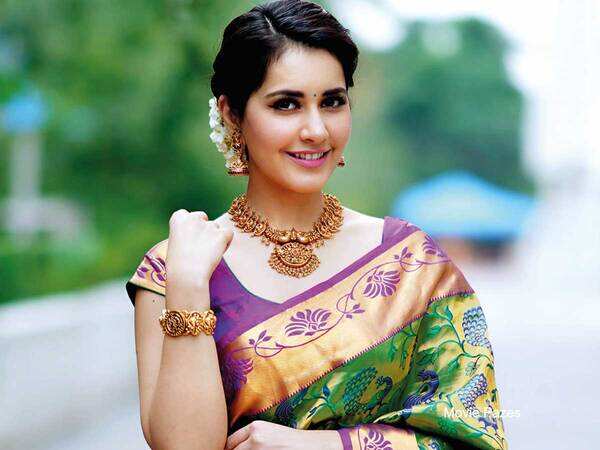 HT08RAASHI-KHANNA2