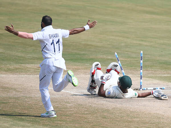 Shami-celebrates-AFP