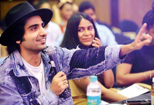 Celeb judge Shraey Khanna talked about how he was too shy to participate in Fresh Face during his college days