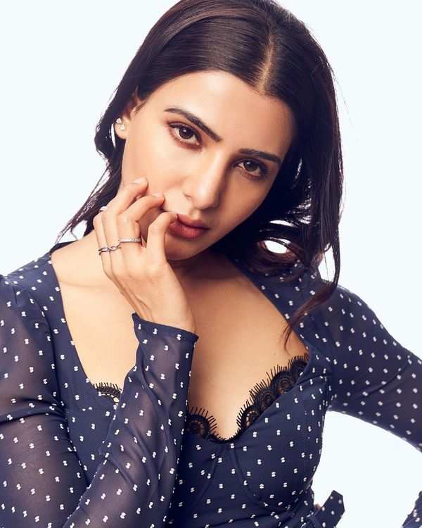 Gorgeous Alert! Samantha Akkineni slips into a bustier top and wrap skirt  for her latest photo-shoot