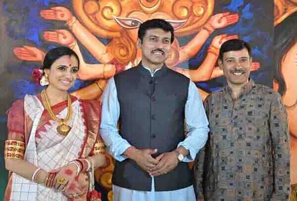 Vinnie, Rajyavardhan Rathore n Saurabh kakkar - Copy