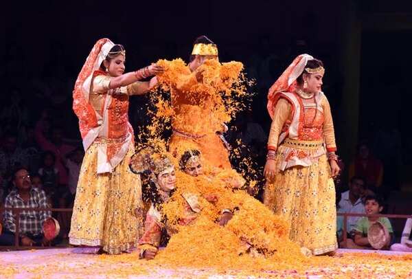 mayur dance (2)