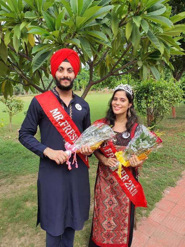 Mr and Miss Fresher Karan Singh and Ilika Srivastava