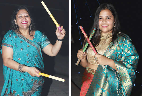 (L) Anisha Charles (R) Anshita (BCCL/ Aditya Yadav)