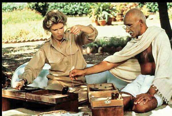 Gandhi (1982)