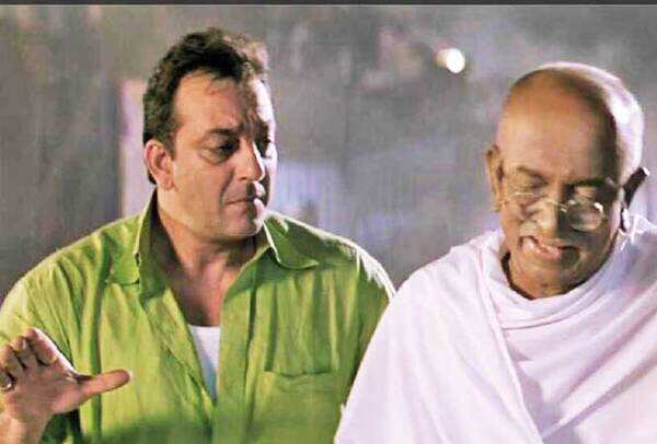 Lage Raho Munnabhai (2006)