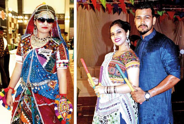 (L) Riya (R) Nadita and Shashi (BCCL/ Arvind Kumar)