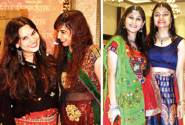 (L) Shwati and Pallavi Pandey (R) Smridhi and Arnavi (BCCL/ Arvind Kumar)