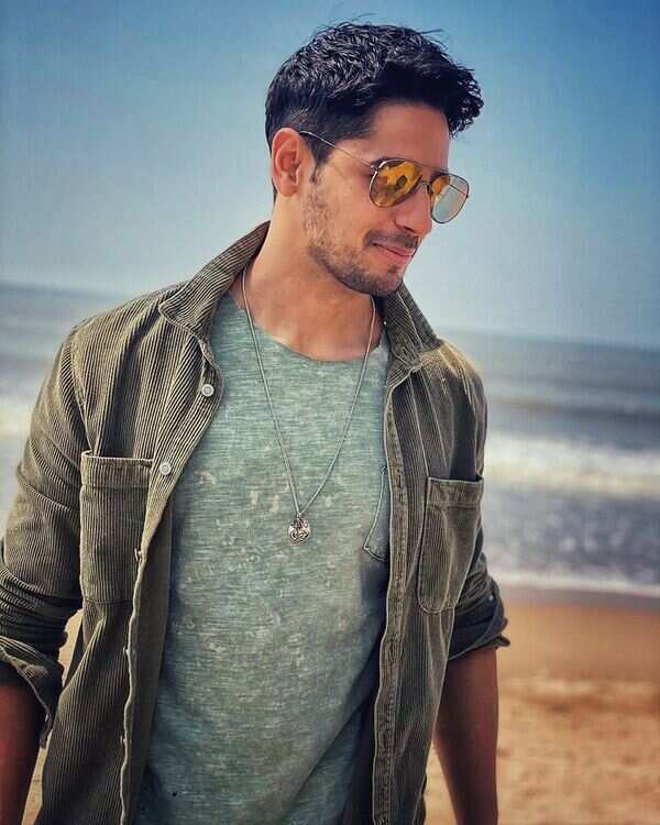 sidmalhotra_71676211_727172547797850_7941711659820461674_n