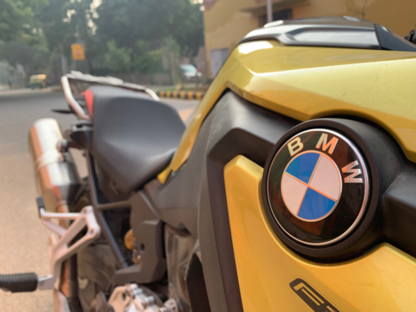 tovino bmw bike price