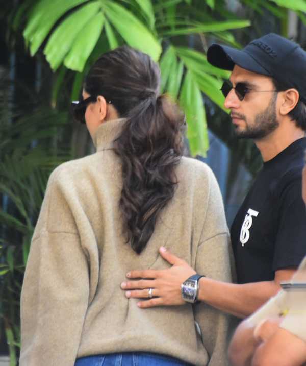 Photos: Deepika Padukone-Ranveer Singh leave for Tirupati for their ...