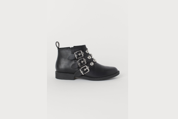 Koovs store chelsea boots