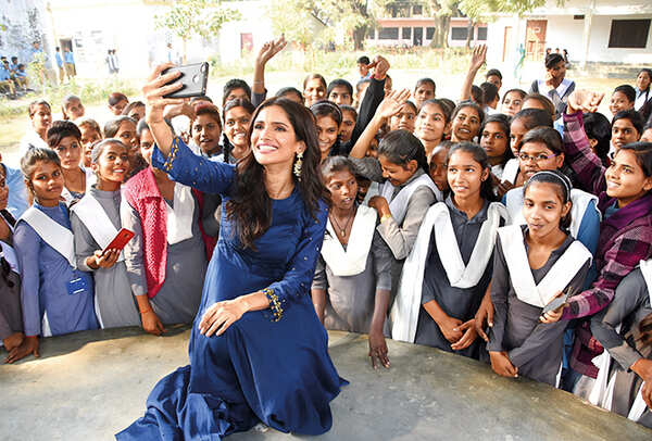 SMILE PLEASE! Vartika clicking a selife with the kids (BCCL/ Farhan Ahmad Siddiqui)