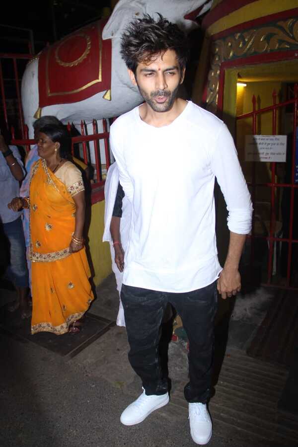 Kartik Aaryan (4).