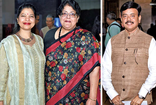 (L) Bina Krishna and Amrita Dass (R) Jitendra Kumar (BCCL/ Farhan Ahmad Siddiqui)