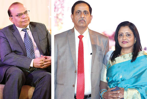 (L) Ashutosh (R) Sharanya and Saumitra Saran Saxena (BCCL/ Aditya Yadav)