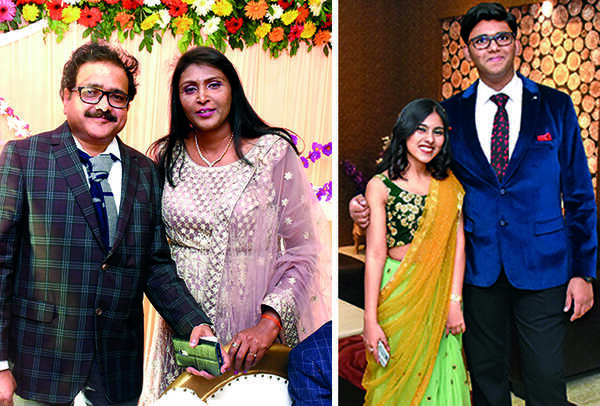 (L) Dr Sachin and Dr Bharati Vaish (R) Tanya Chandra and Dev Vaish (BCCL/ Farhan Ahmad Siddiqui)