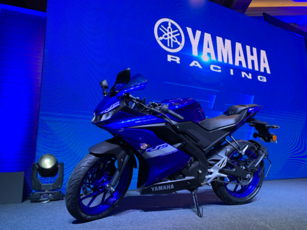 R15