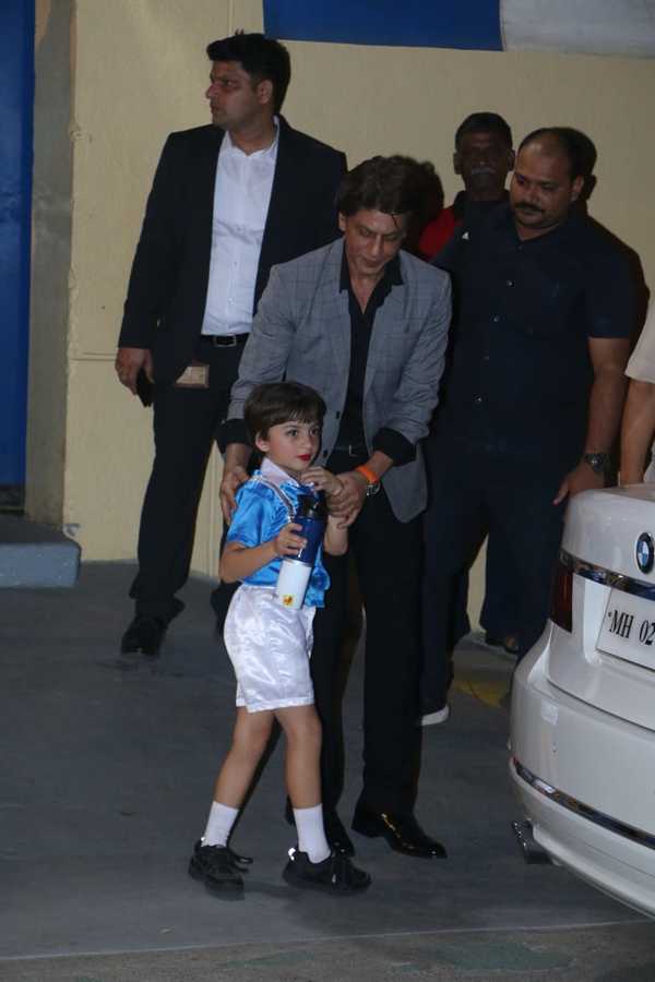 Photos: AbRam Khan Looks Absolutely Adorable As He Poses With Daddy ...