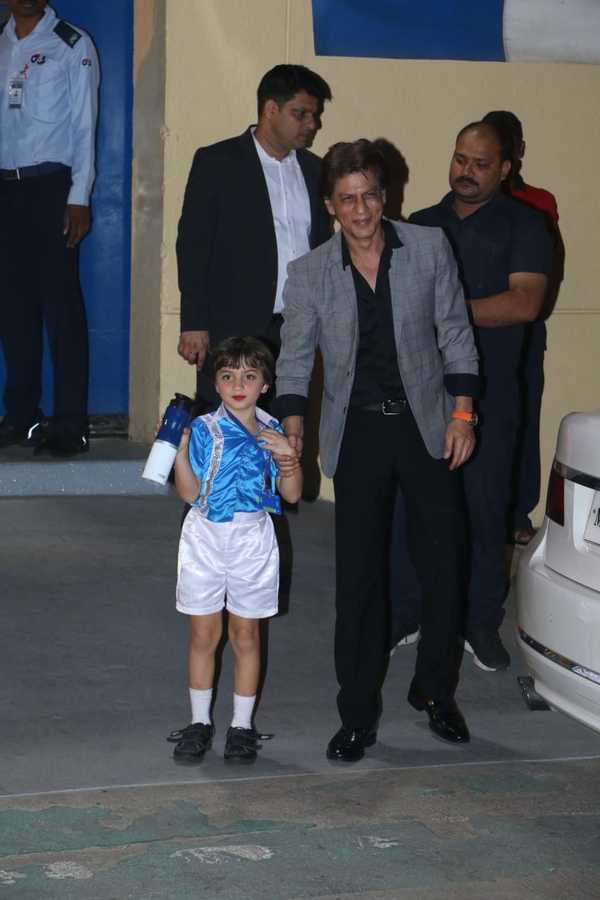 Photos Abram Khan Looks Absolutely Adorable As He Poses With Daddy Shah Rukh Khan Post His 7088