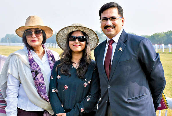 (L-R) Kavita, Prabha and Niraj (BCCL/ Farhan Ahmad Siddiqui)