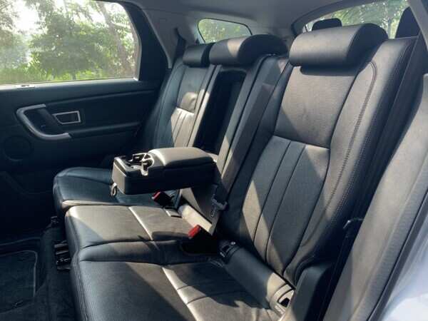JLR 4 (1)