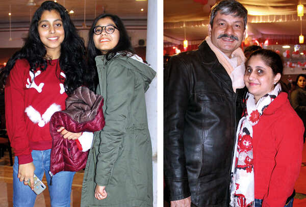 (L) Vandita and Vanshika (R) Vivek and Liza Kapoor (BCCL/ Arvind Kumar)