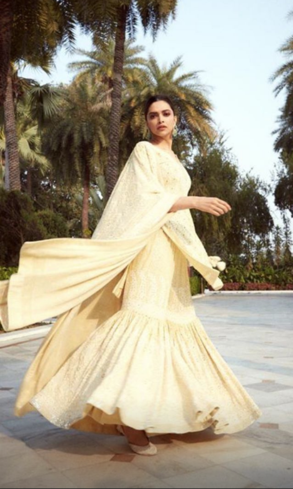Stripe Fever: Deepika Padukone to Katrina Kaif, Bollywood Actresses Who  Have Aced The Look - News18