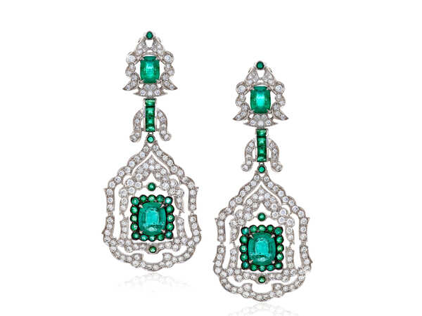 Emerald and diamond earrings by Mirari