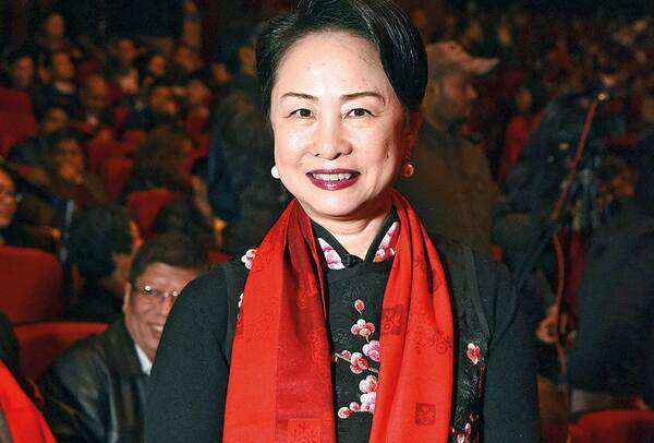 Bao Jiqing, spouse of Chinese Ambassador