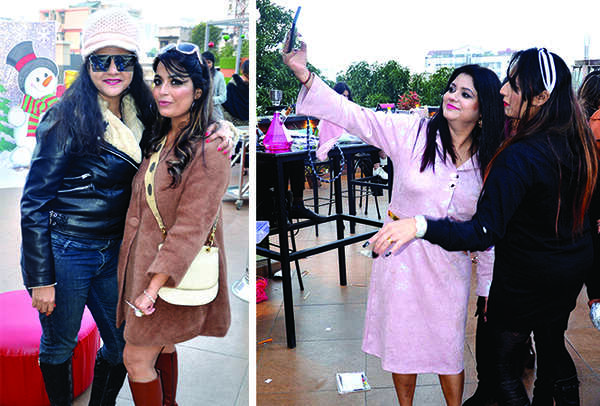 (L) Monica Gupta and Prachi Vasdhani (R) Khushboo and Sukhwinder (BCCL/ IB Singh)
