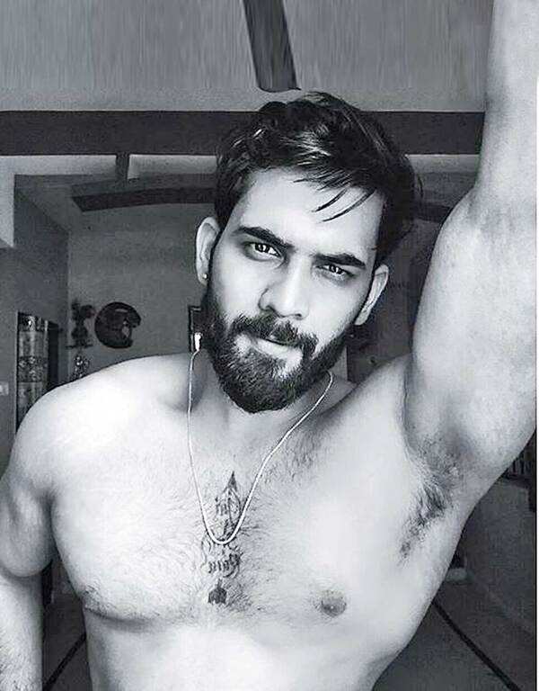 HT31AKHILSARTHAK4