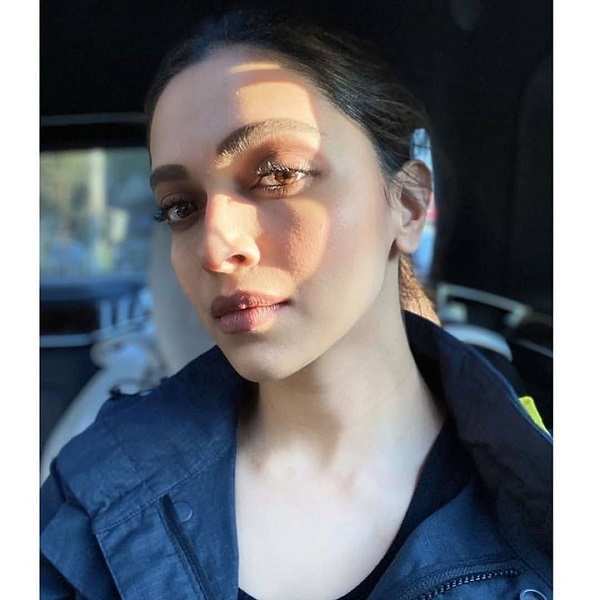 Deepika Padukone is a sight to behold in this stunning sunkissed selfie Hindi Movie News