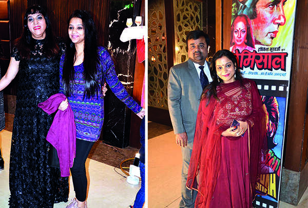 (L) Chhavi Saraf and Neha Gupta (R) Deepesh and Sweta Gupta (BCCL/ IB Singh)