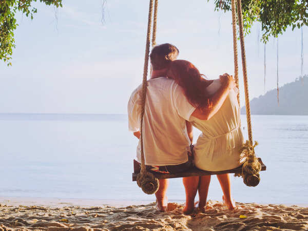 Happy Hug Day 2020: Quotes, Images