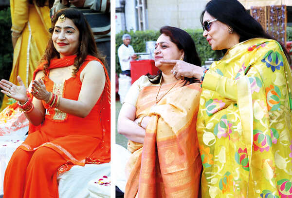 (L) Sanjana Rupani (R) Ruchika Agrawal and Anju Bajpai (BCCL/ Unmesh Pandey)