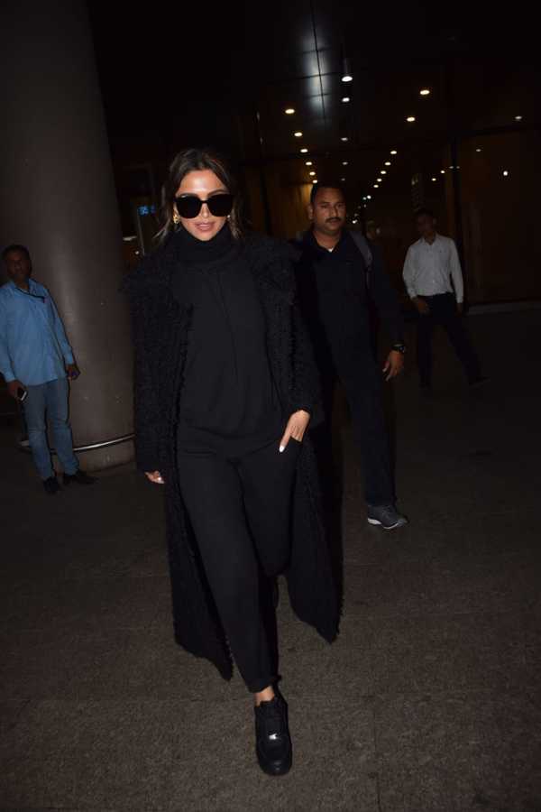 Photos: Deepika Padukone proves that she is the ultimate fashionista of ...