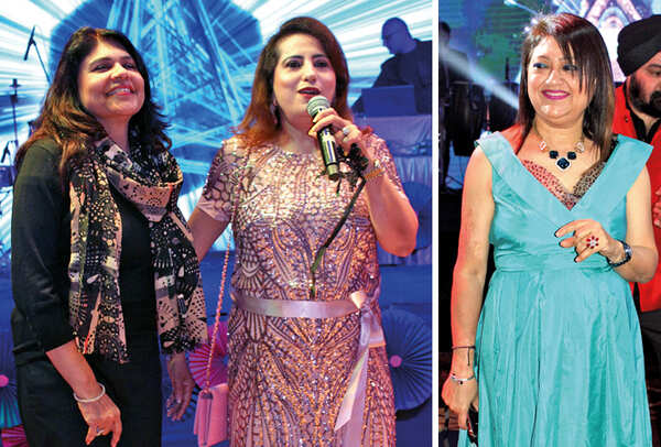 (L) Bharati and Pooja Madhok (R) Reena Peshwani (BCCL/ Arvind Kumar)