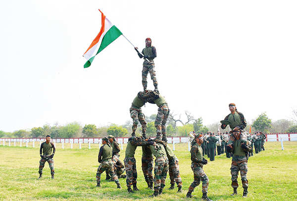 The khukhri dance of the jawans had everyone in awe of them (BCCL/ Vishnu Jaiswal)